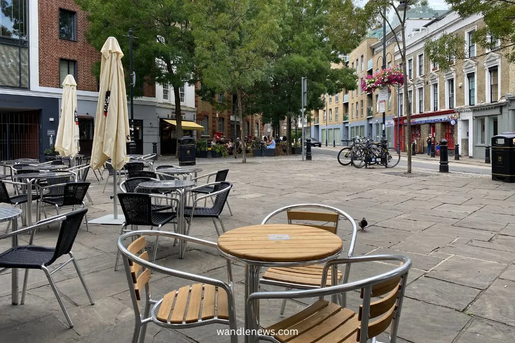 Go for a Coffee in Battersea Square