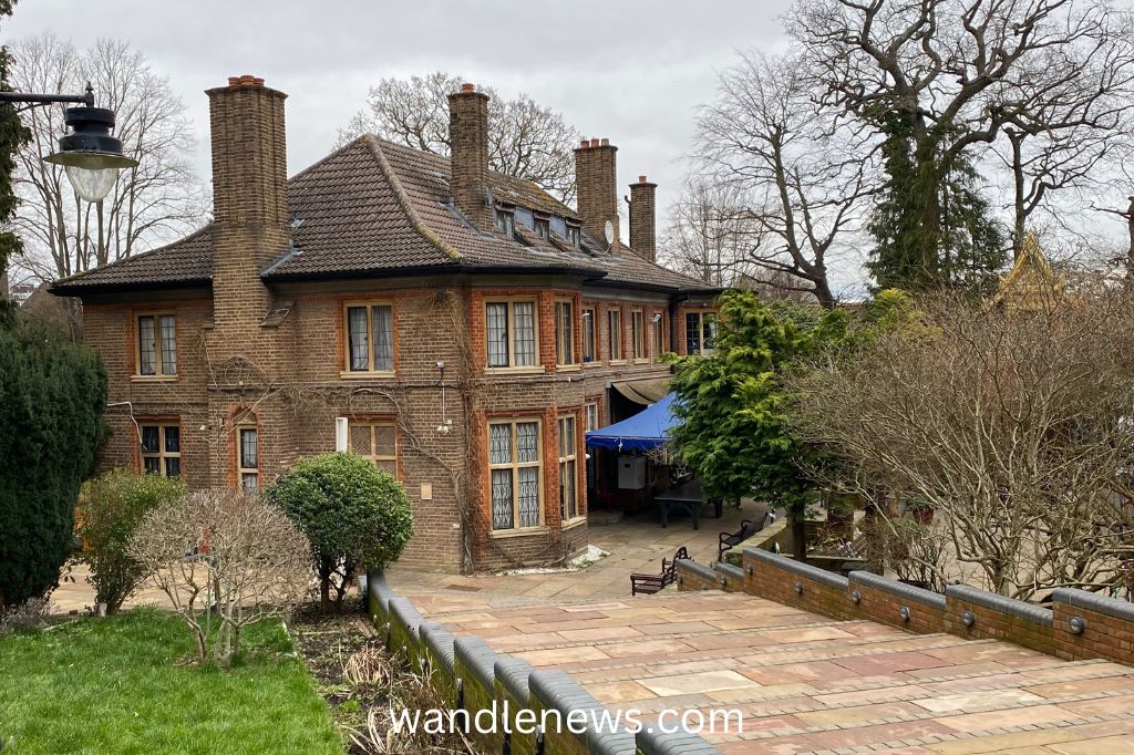 Wimbledon's Buddhist Temple