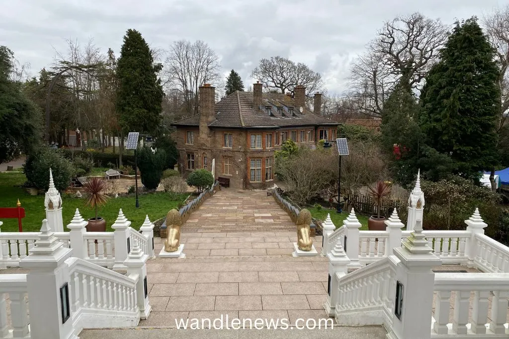 Wimbledon's Buddhist Temple