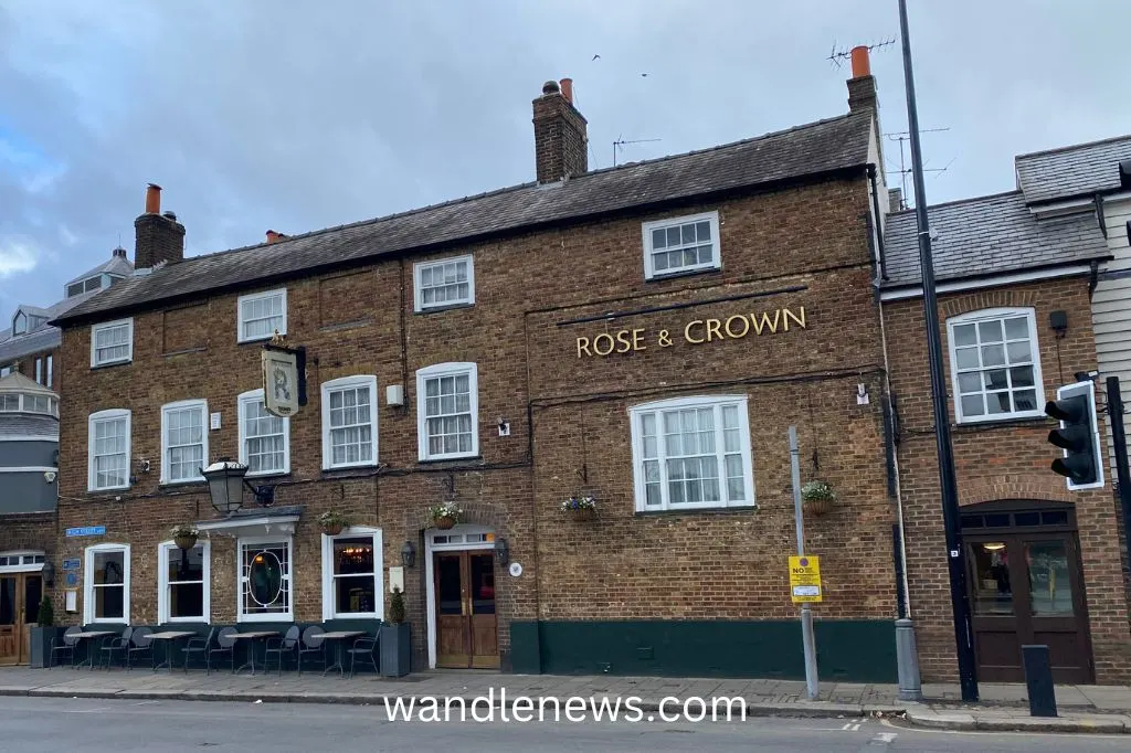 Rose & Crown pub in Wimbledon Village