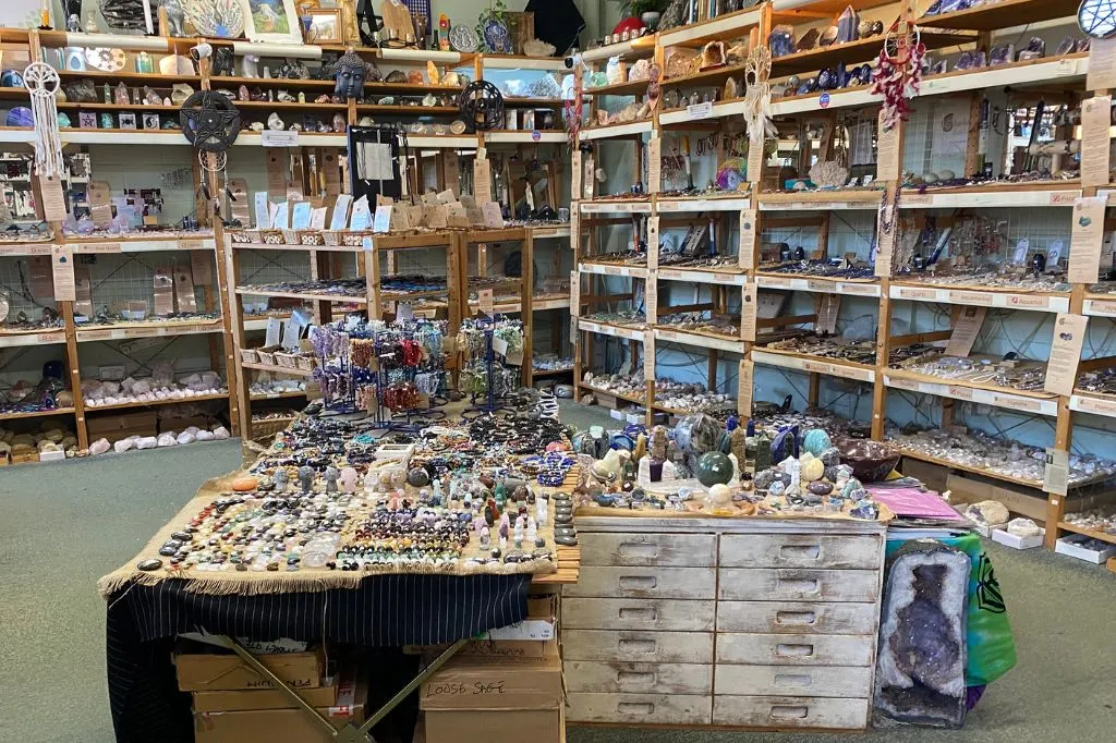 merton abbey mills crystal shop