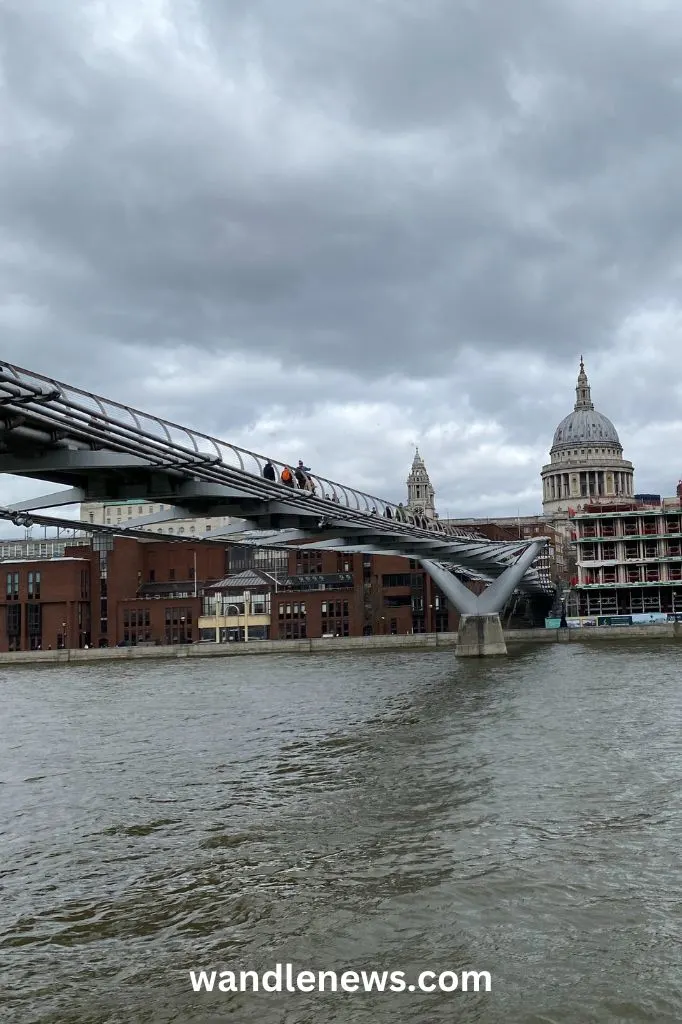 Millennium Bridge