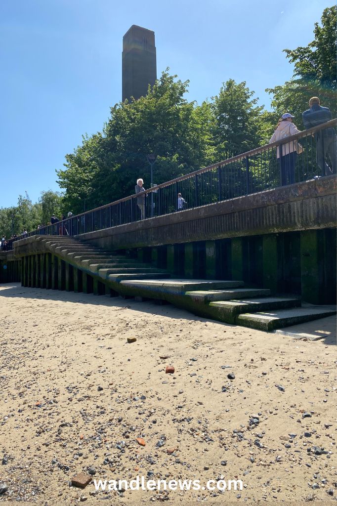 Stairs onto Bankside Beach