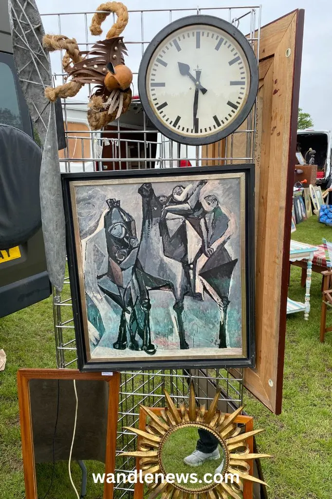 Wimbledon Home & Antiques Fair in London (2024)