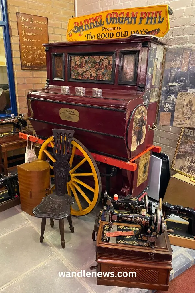 Barrel Organ