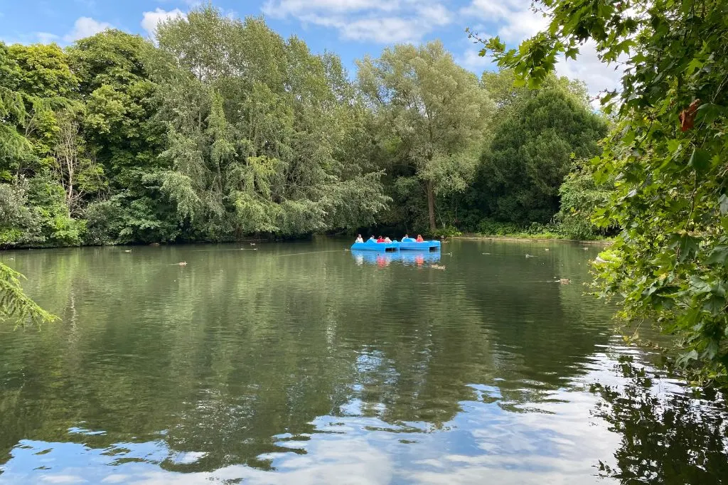 battersea park boating lake