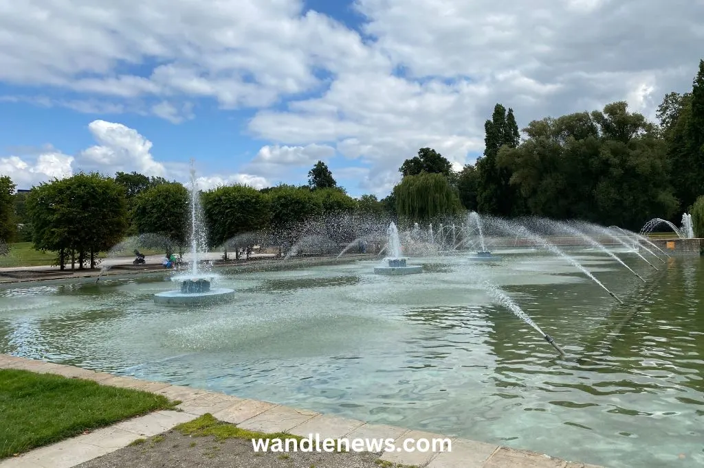 water fountain built in 1950s style