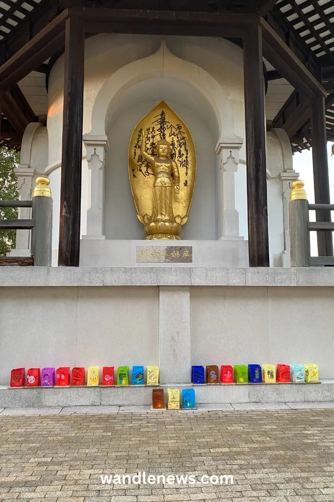 Lanterns on the London Peace Pagoda for Nagasaki Day