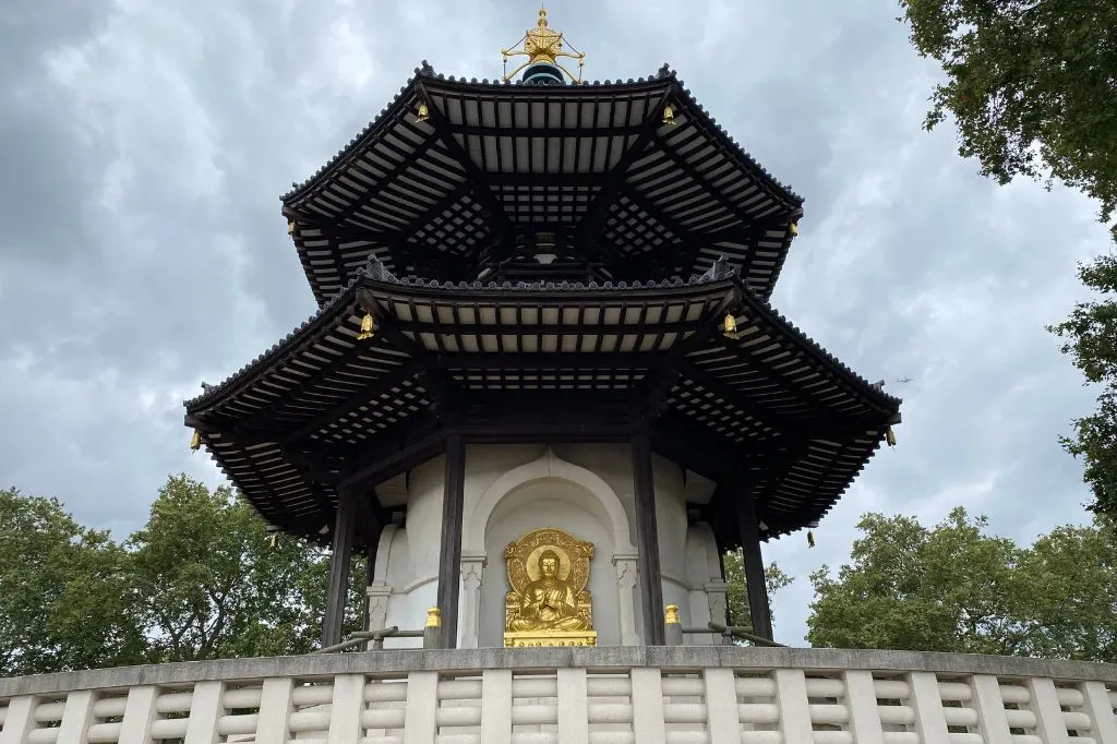 the london peace pagoda